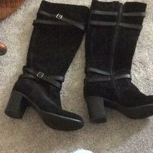 Kelly&Katie black boots
